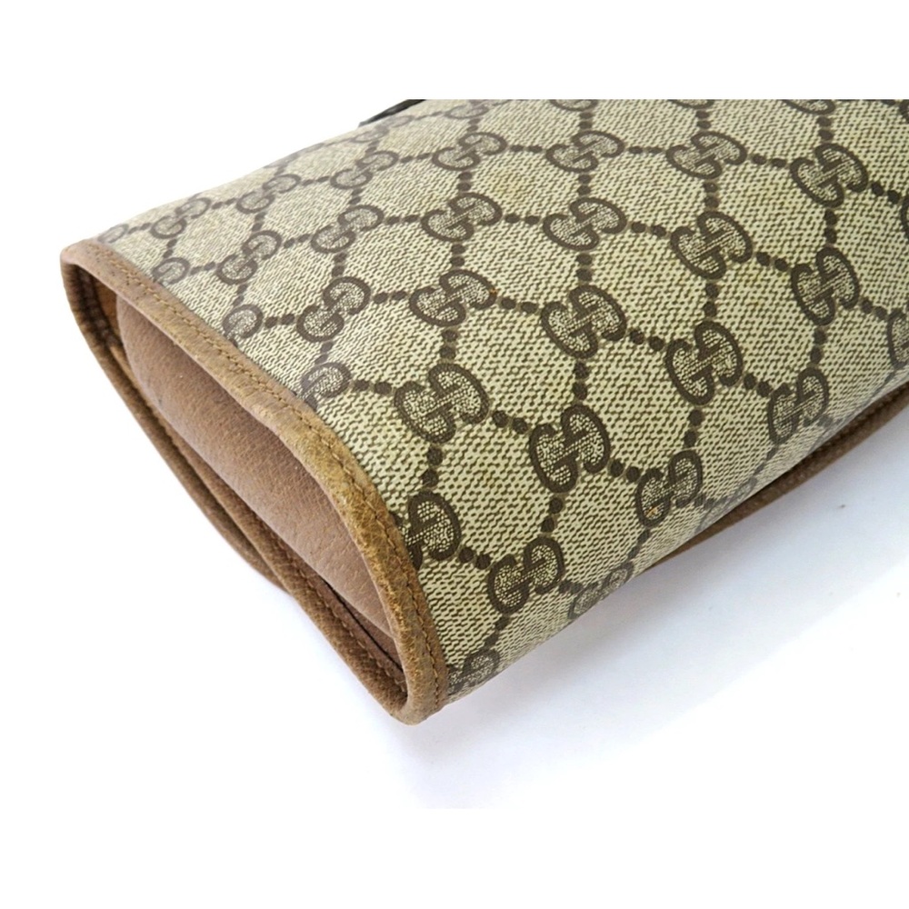 Gucci Tan and Brown GG Monogram Clutch - Picture 6 of 16